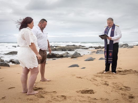 Wedding ceremony by Dr. Gerrit Rademeyer in Louisrus