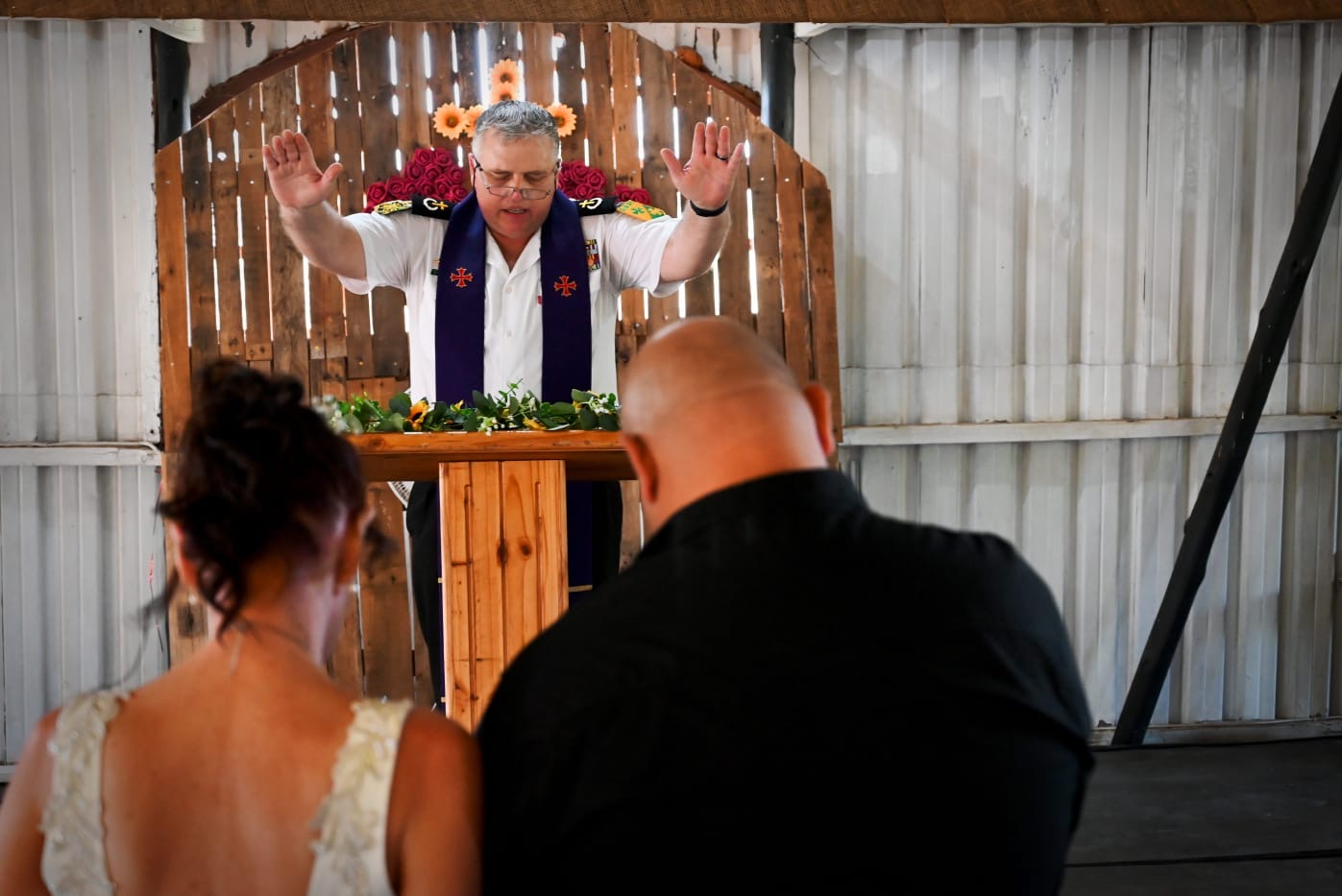 Wedding ceremony by Dr. Gerrit Rademeyer in Louisrus
